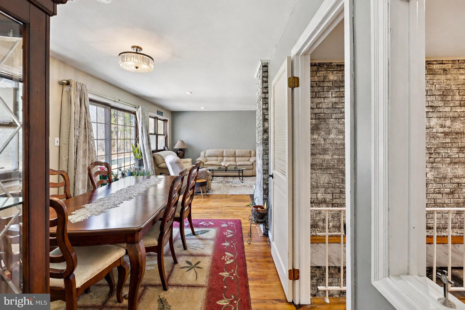 1201 BELLEVIEW BOULEVARD