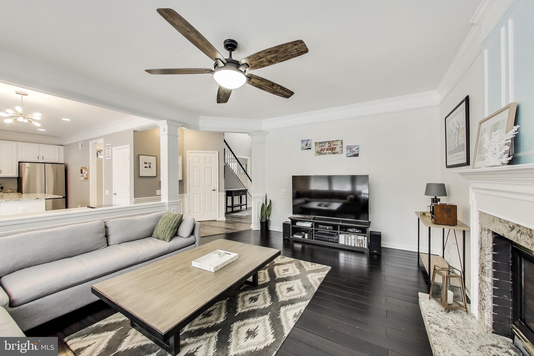 HICKORY GROVE - Residential