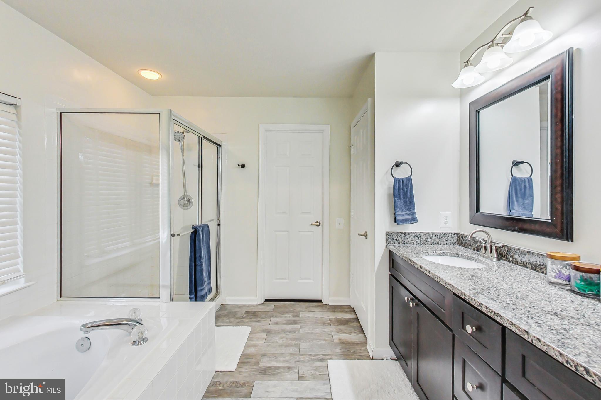 HICKORY GROVE - Residential