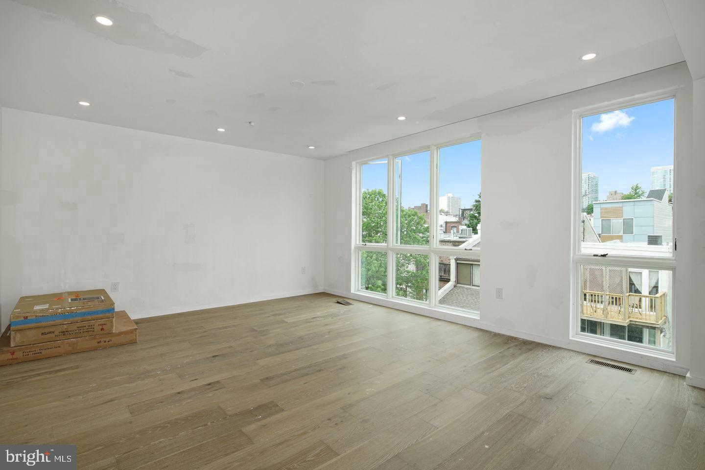 RITTENHOUSE SQUARE - Residential