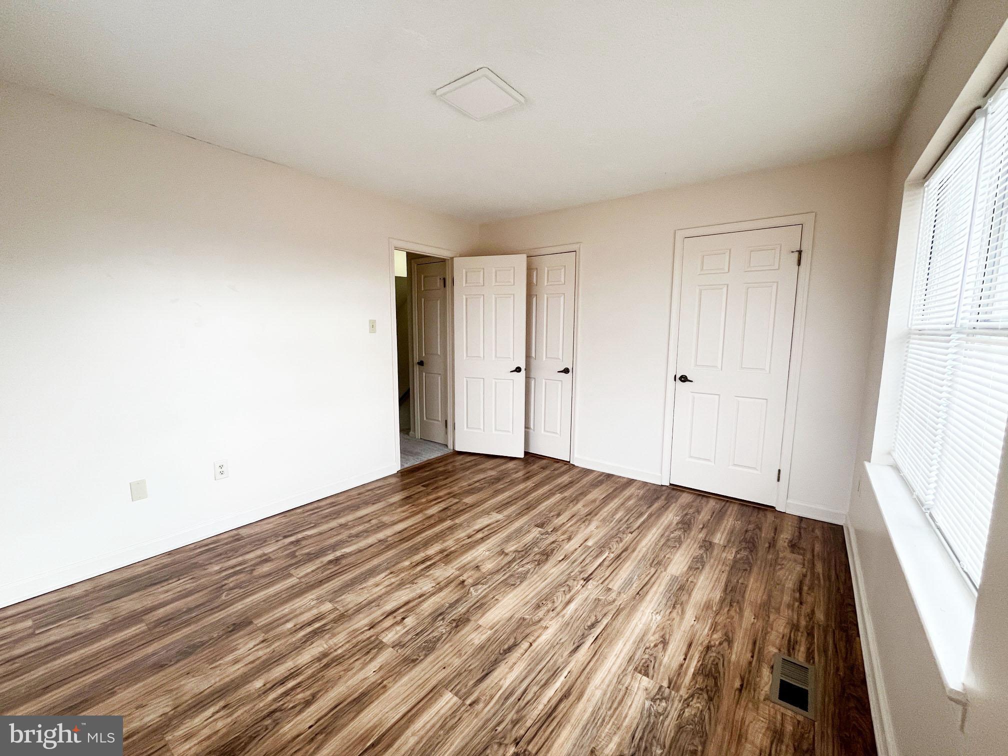 WILLOW BROOK - Residential