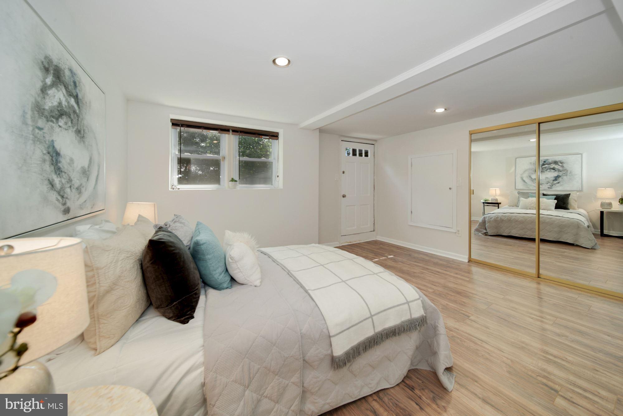 WHEATON FOREST - Residential