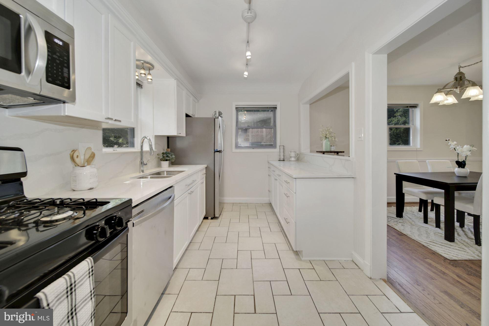 WHEATON FOREST - Residential