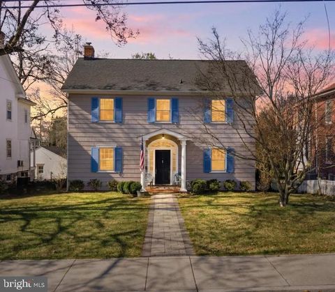 418 S MILDRED STREET CHARLES TOWN WV 25414