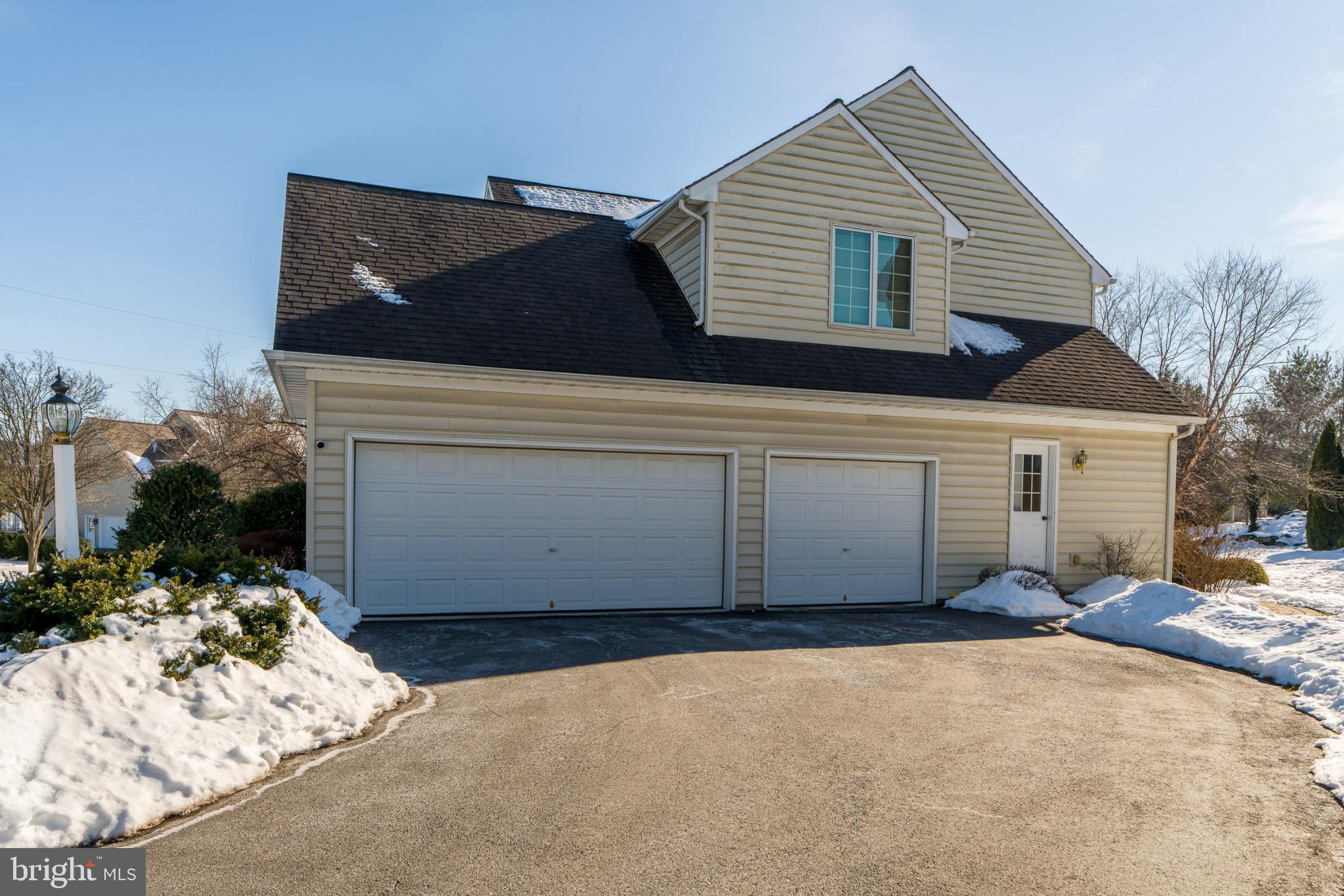 STONE CREEK - Residential