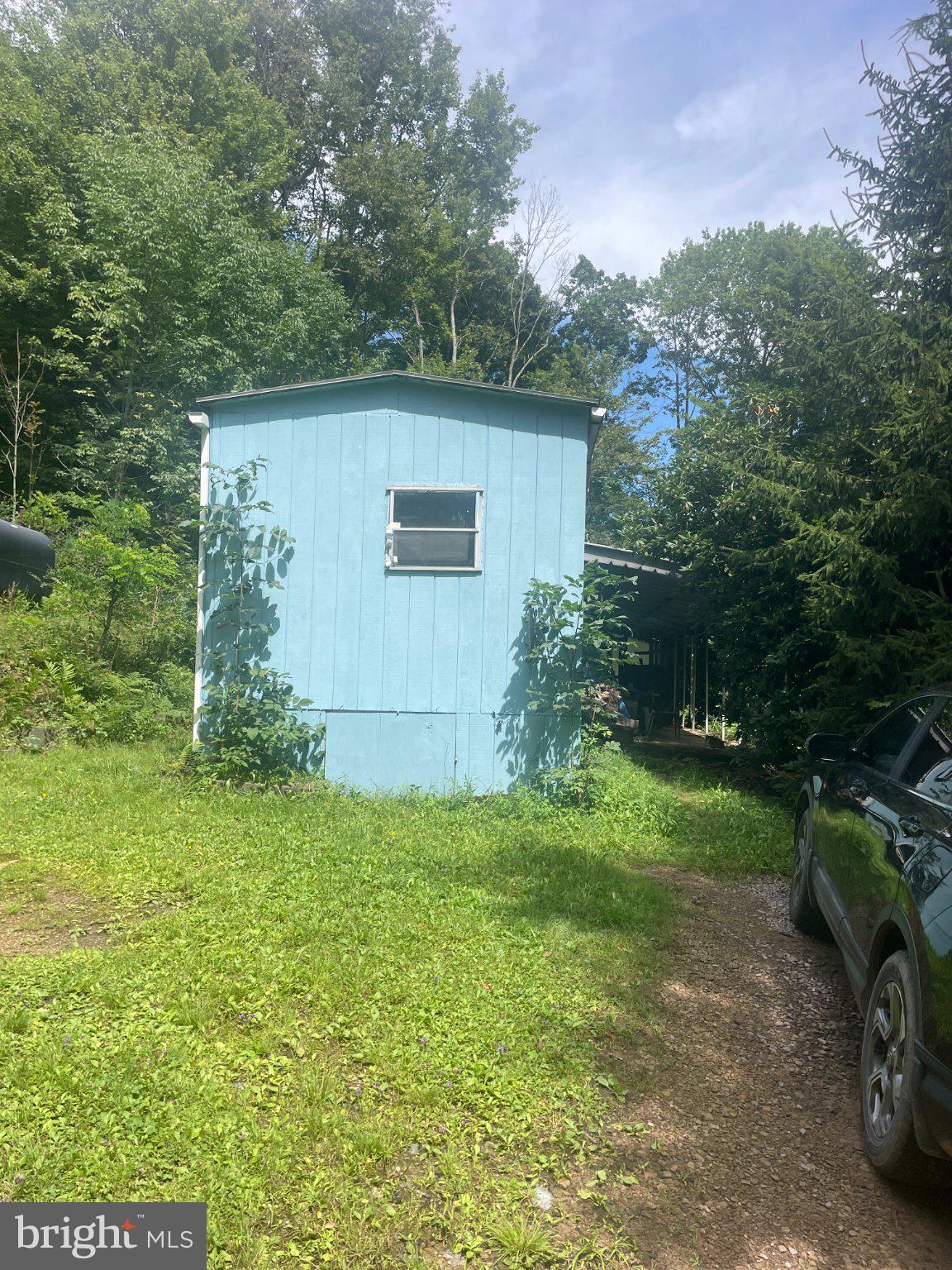 559 GUTHRIE LANE