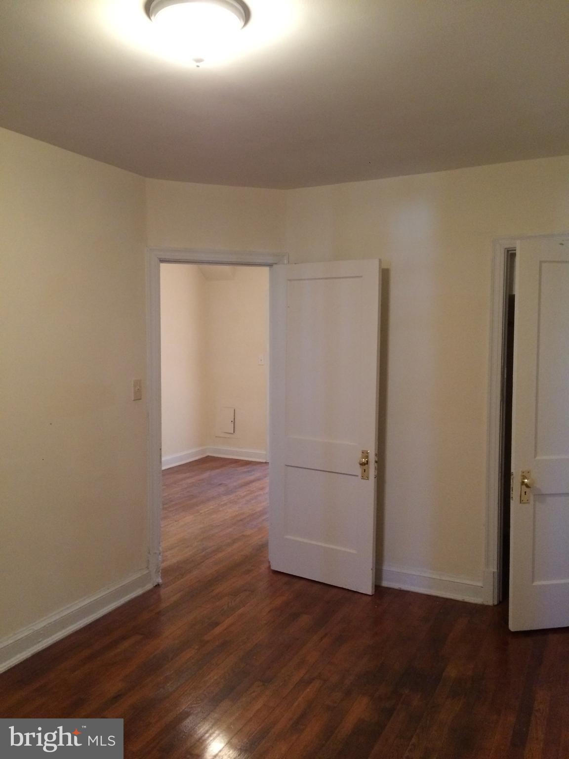 1830 INDEPENDENCE AVENUE SE 4