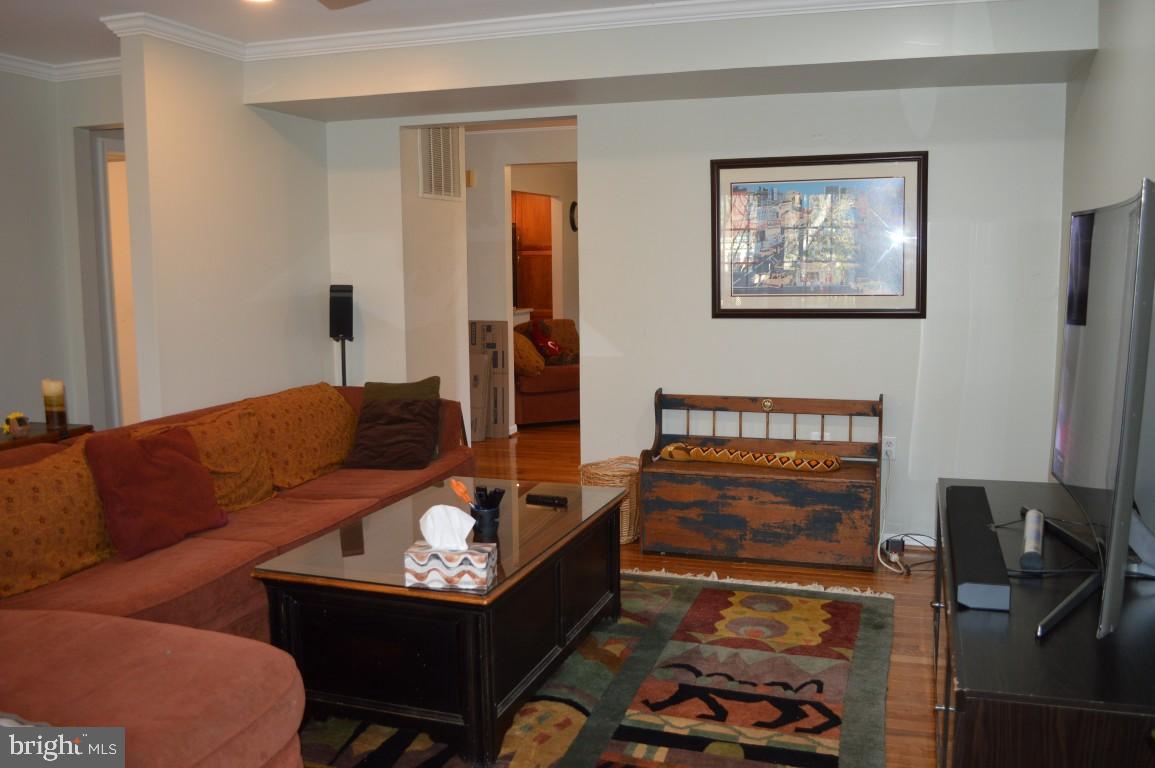 TOWNES OF MOOREFIELD - Residential