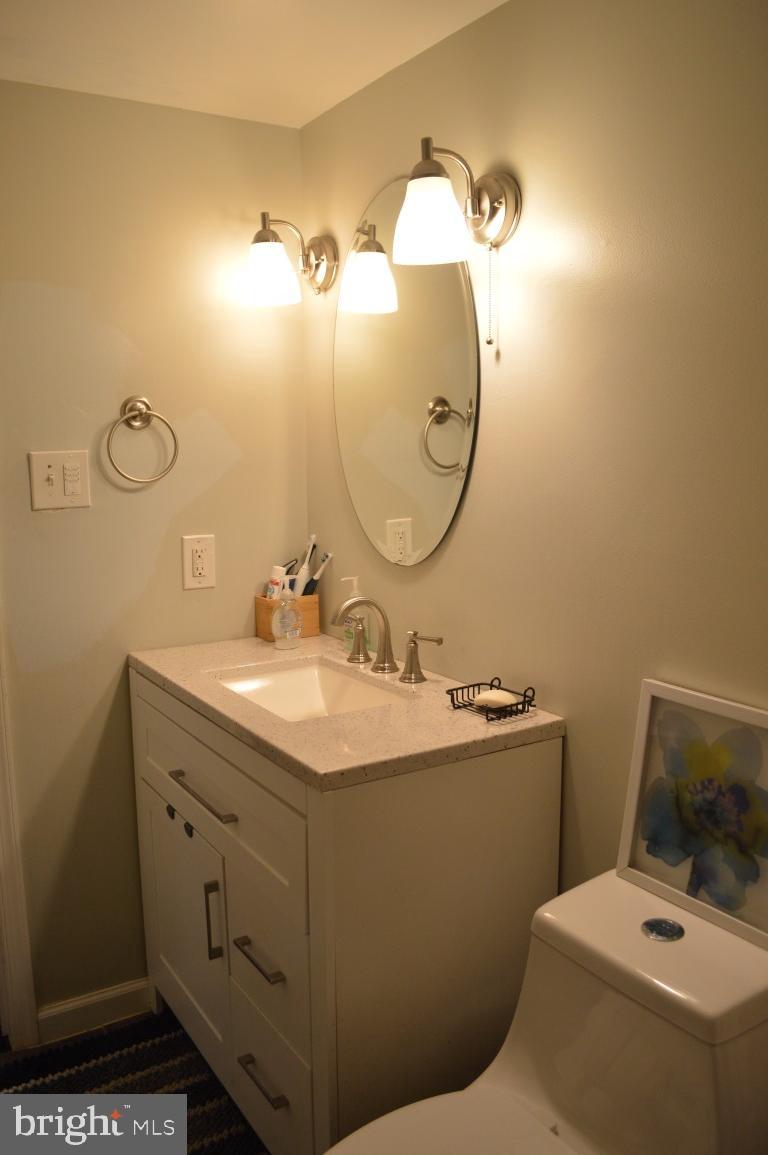 TOWNES OF MOOREFIELD - Residential