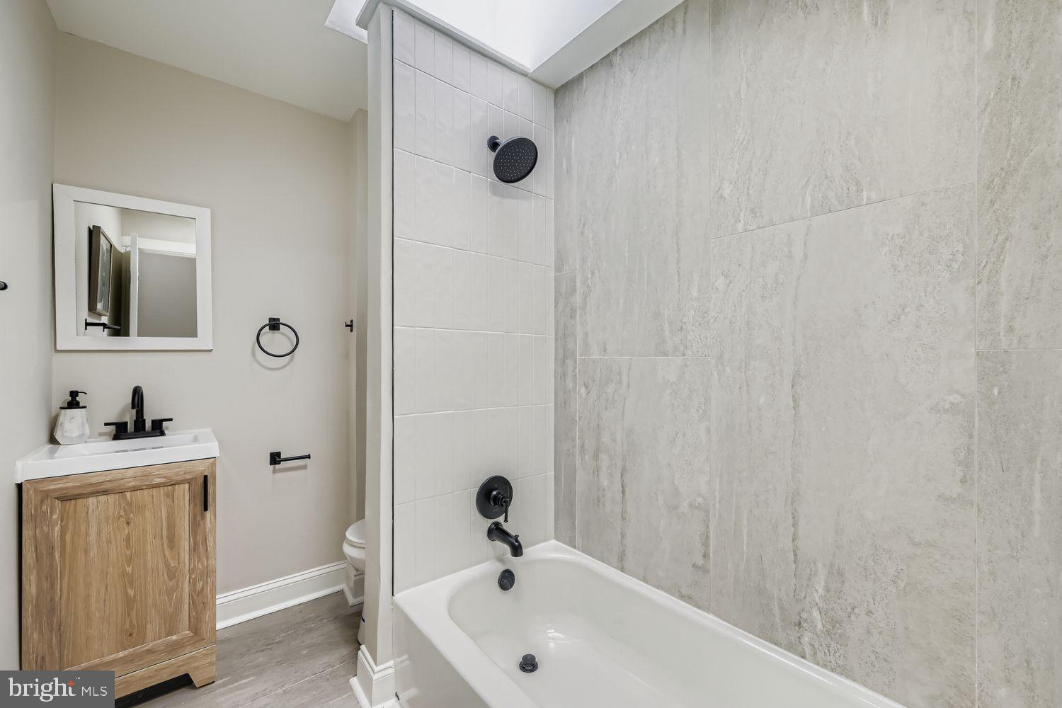 WOODMERE - Residential