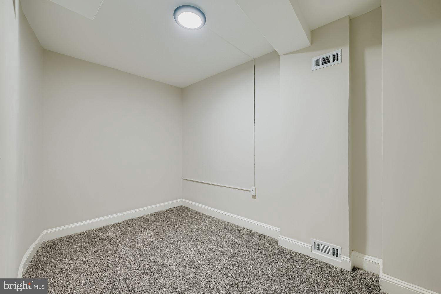 WOODMERE - Residential