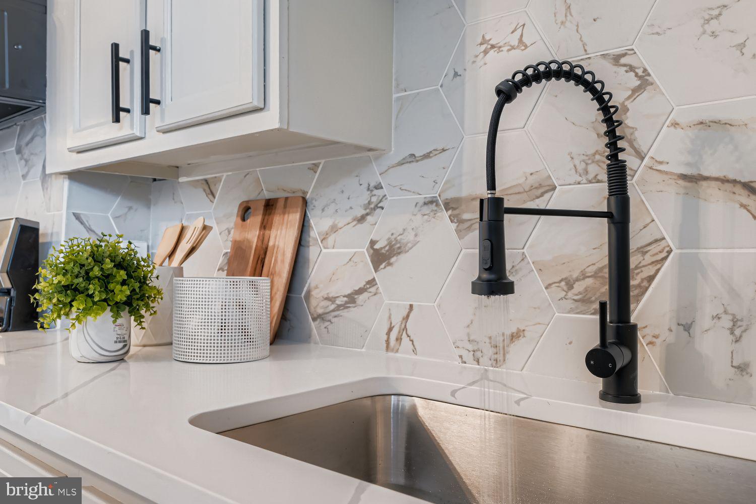 WOODMERE - Residential