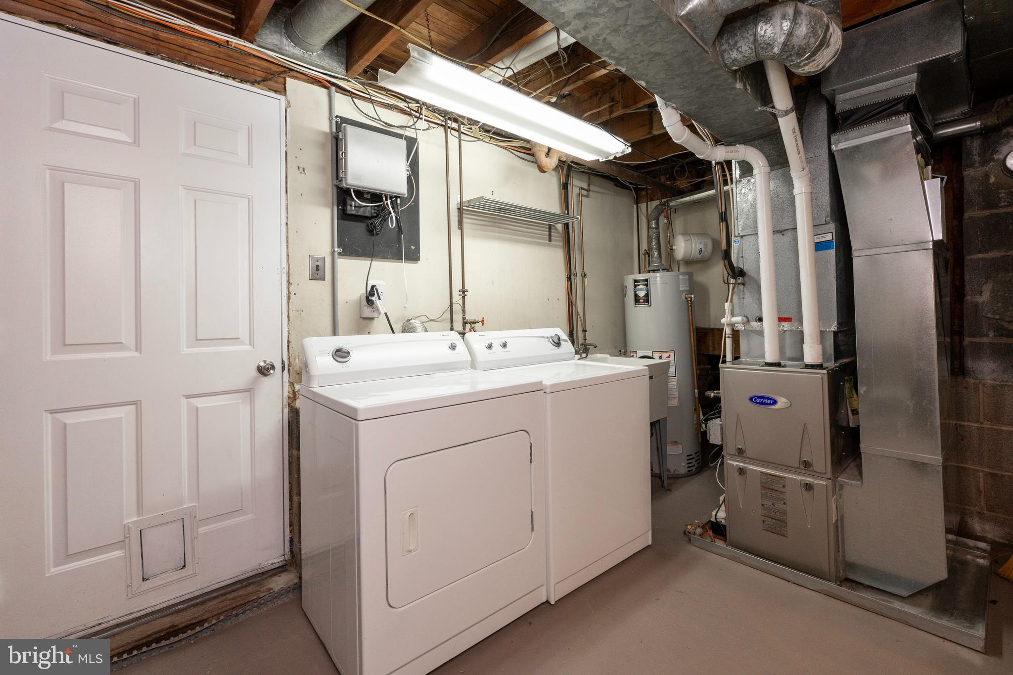 REEVES WAY - Residential