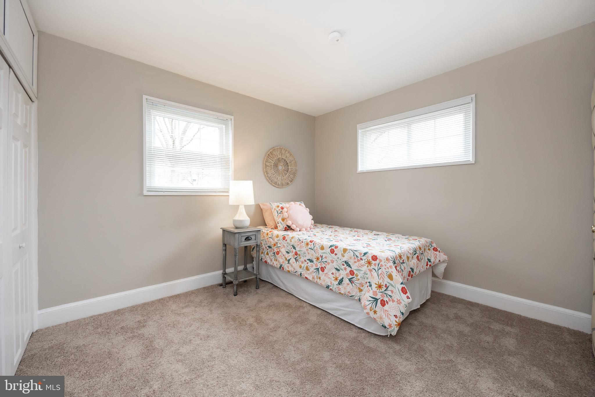 REEVES WAY - Residential