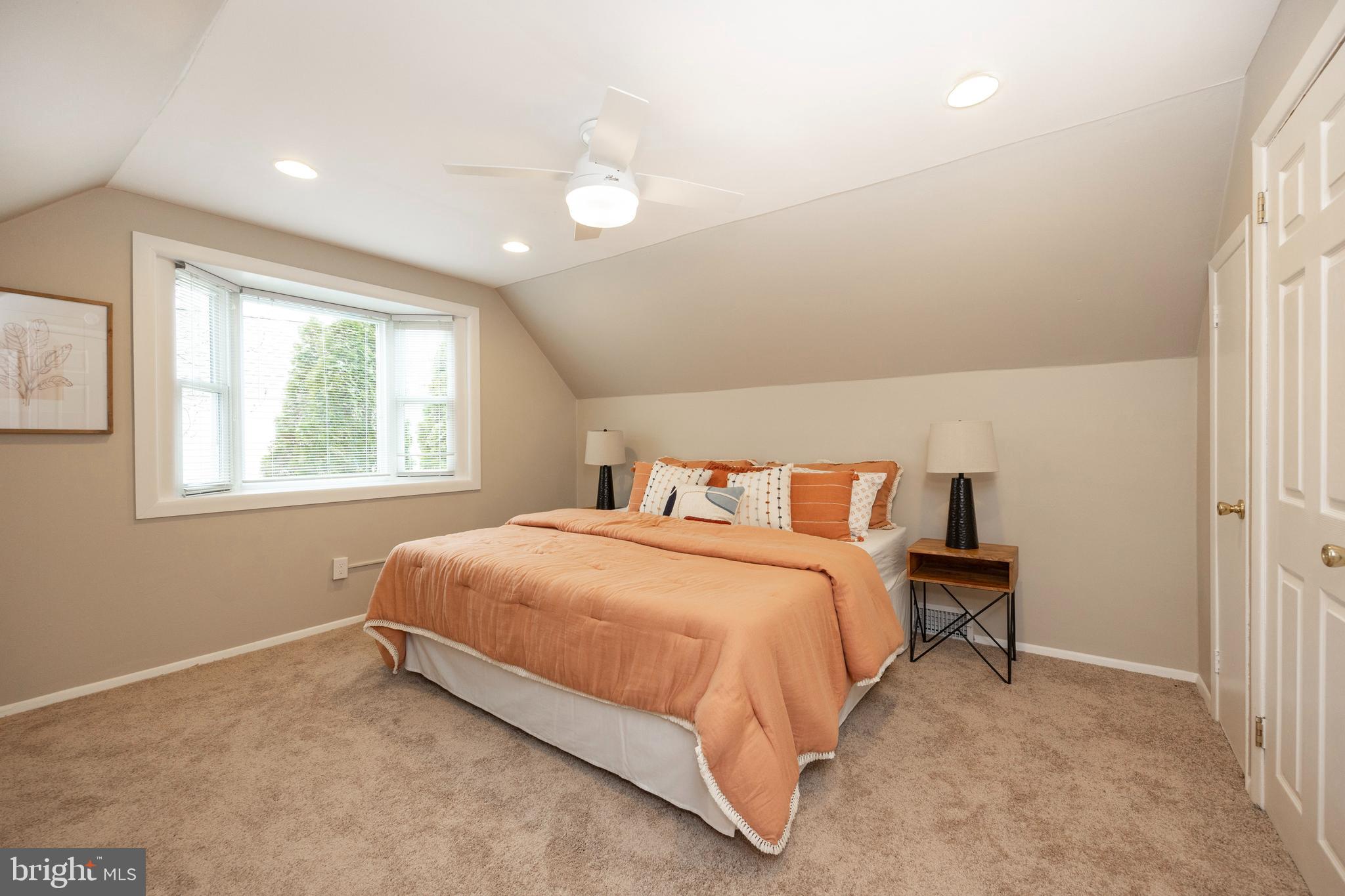 REEVES WAY - Residential