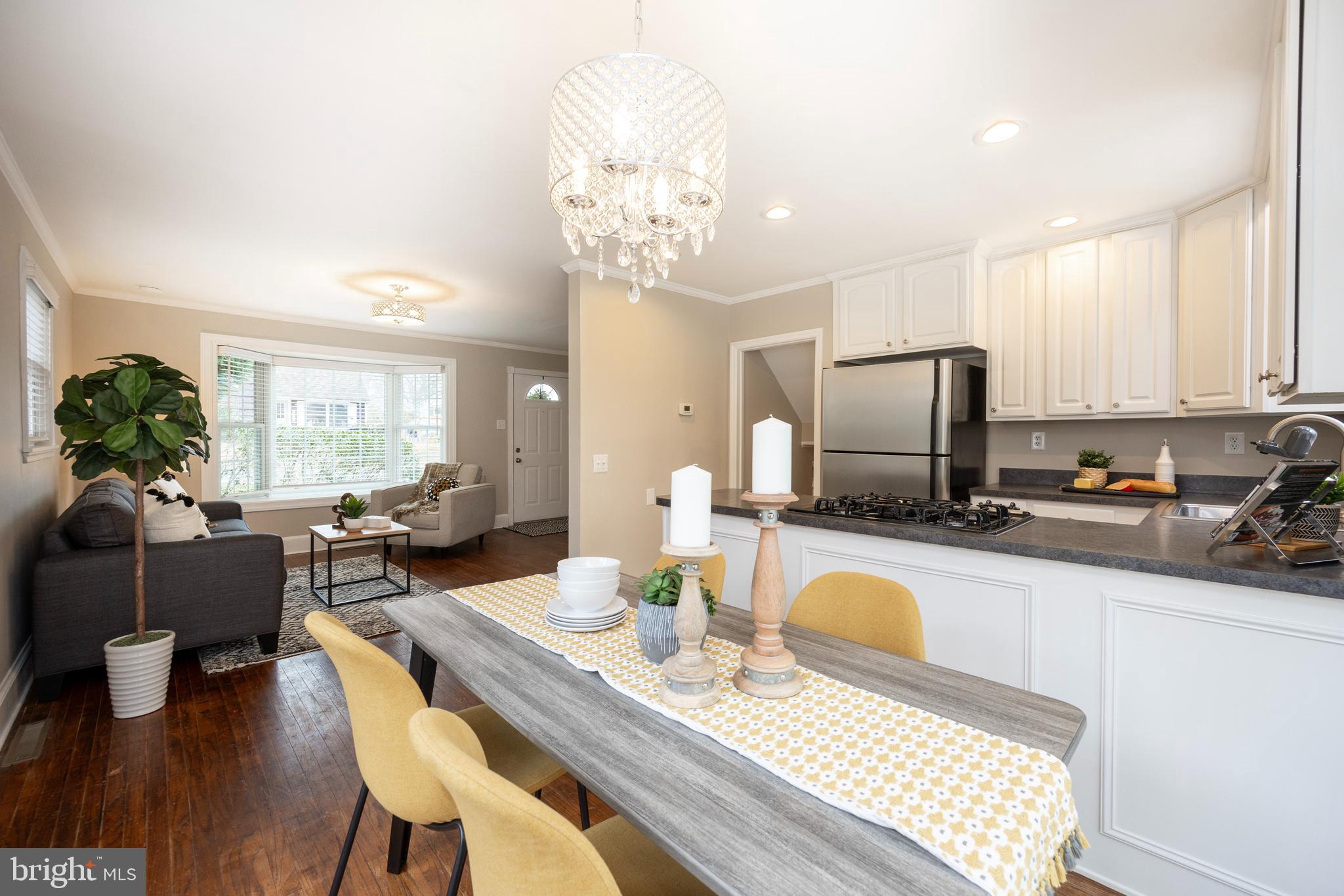 REEVES WAY - Residential