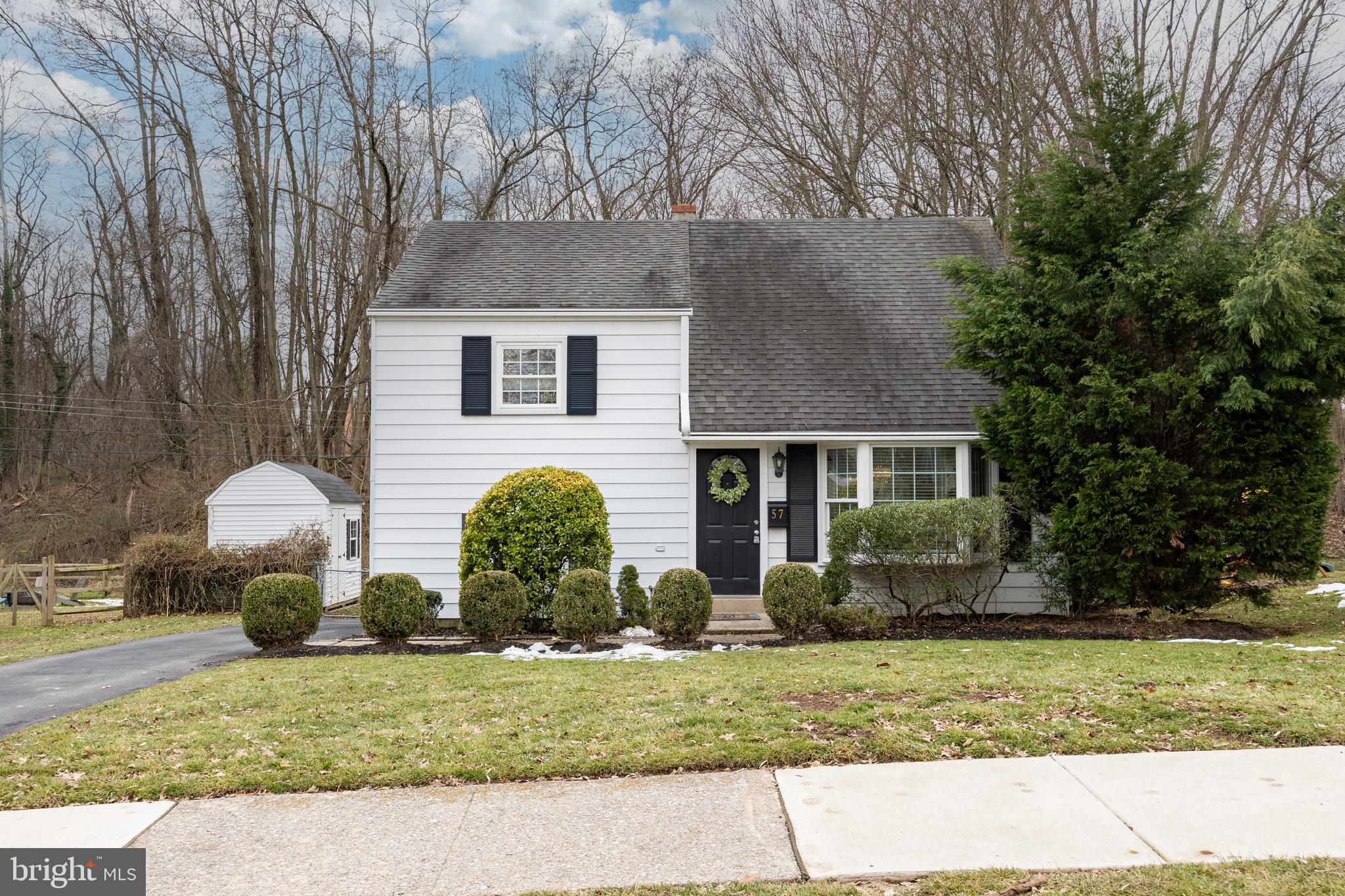 REEVES WAY - Residential