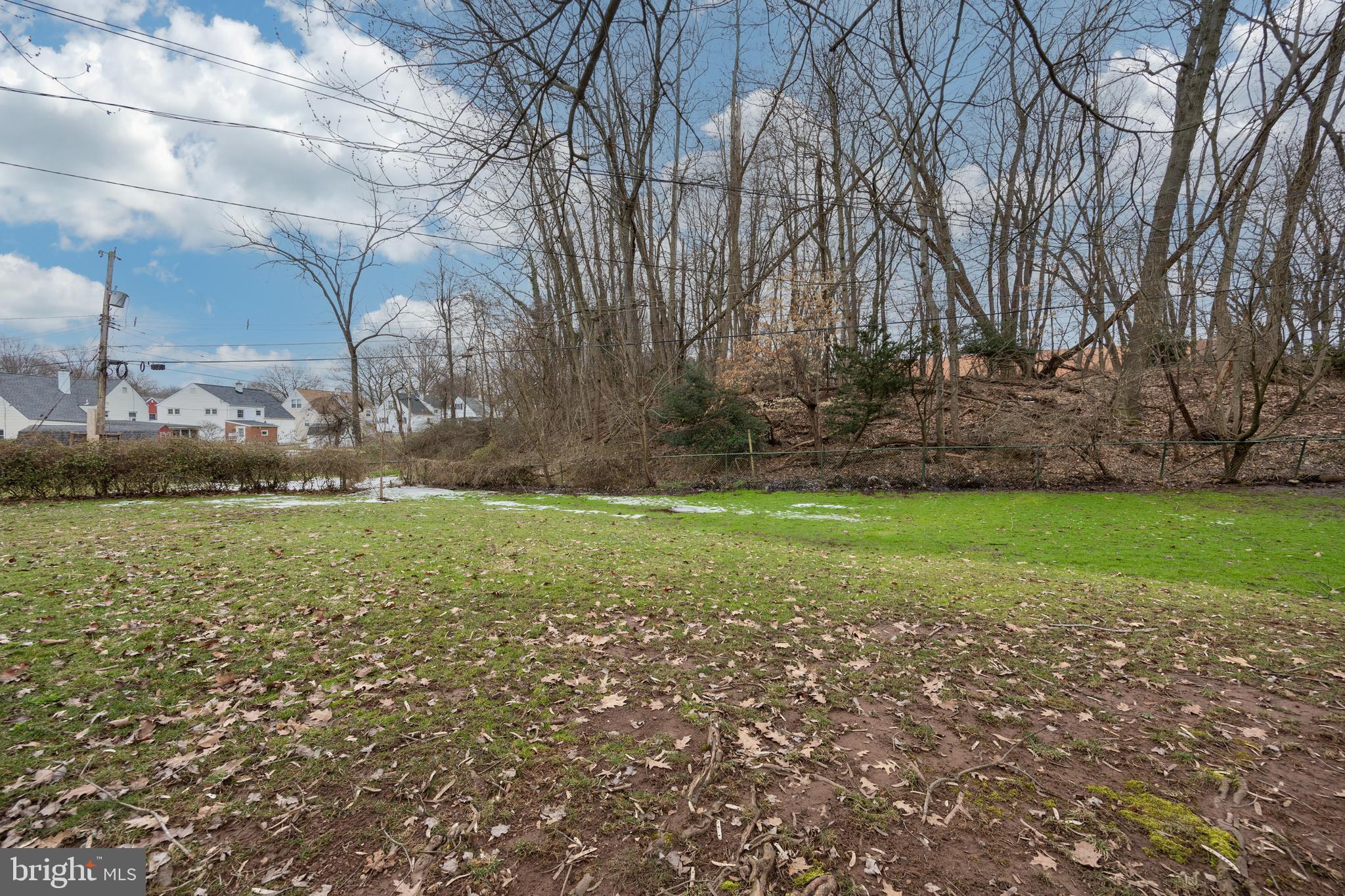 REEVES WAY - Residential