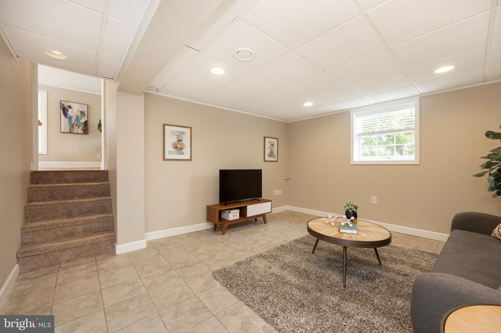 REEVES WAY - Residential