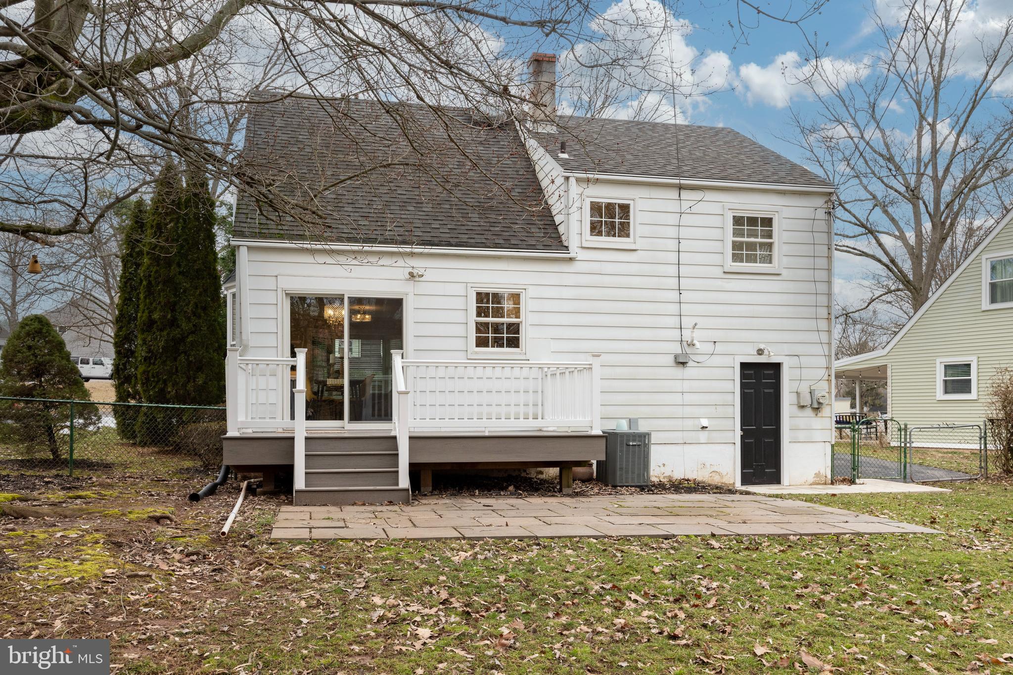 REEVES WAY - Residential