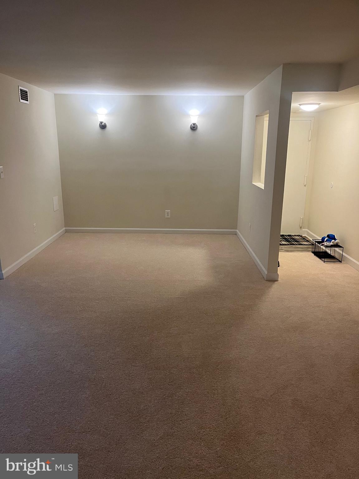 SHADOW OAKS - Residential Lease