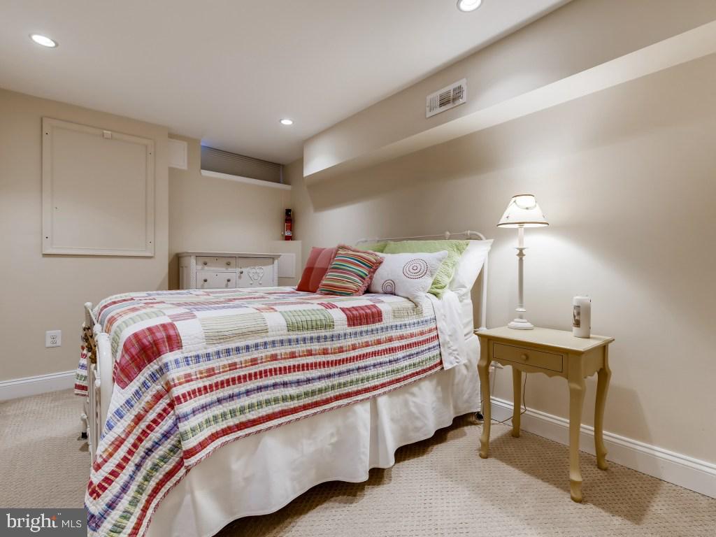 CANTON - Residential Lease