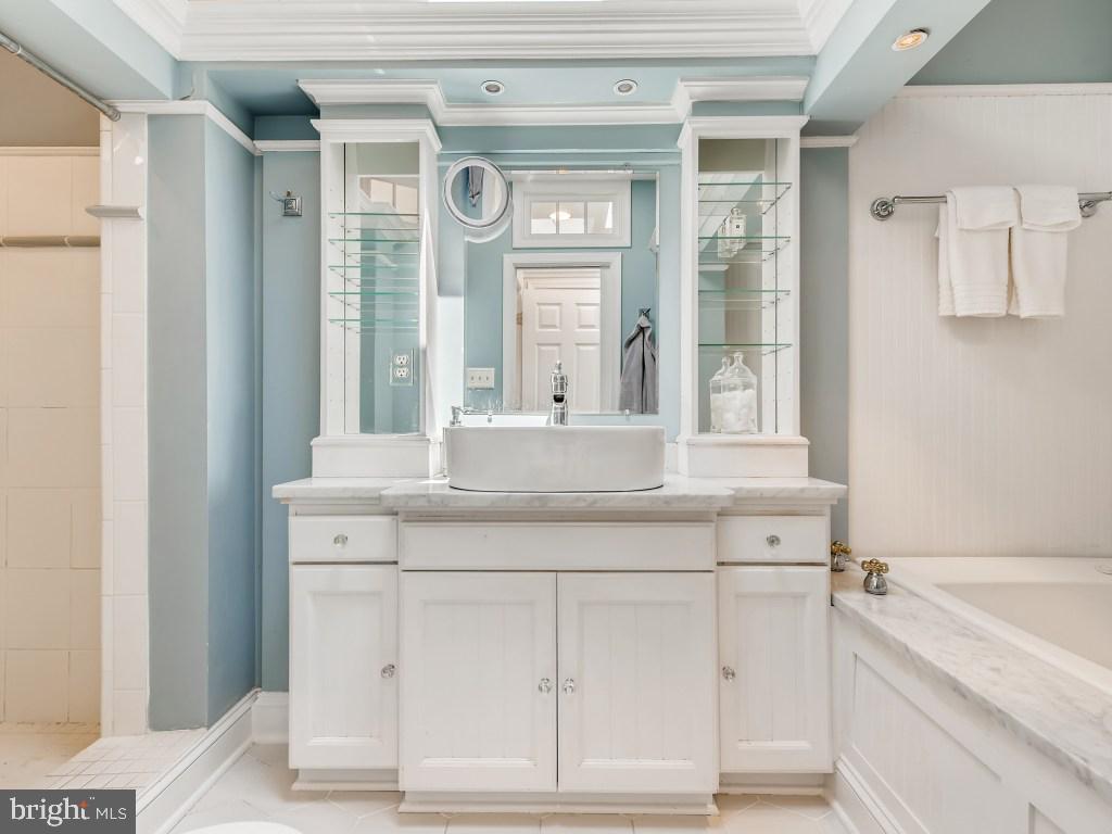 CANTON - Residential Lease