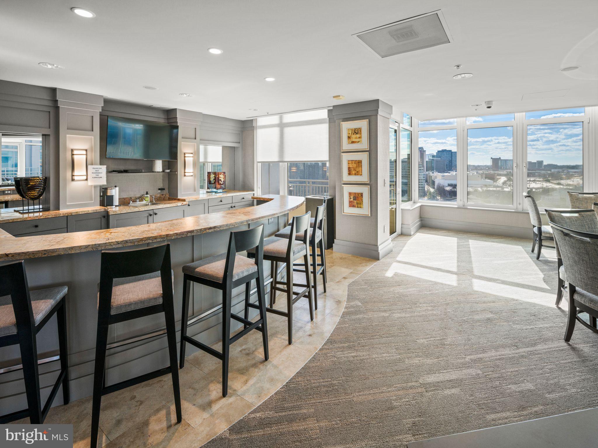 ONE PARK CREST CONDOMINIUM - Residential