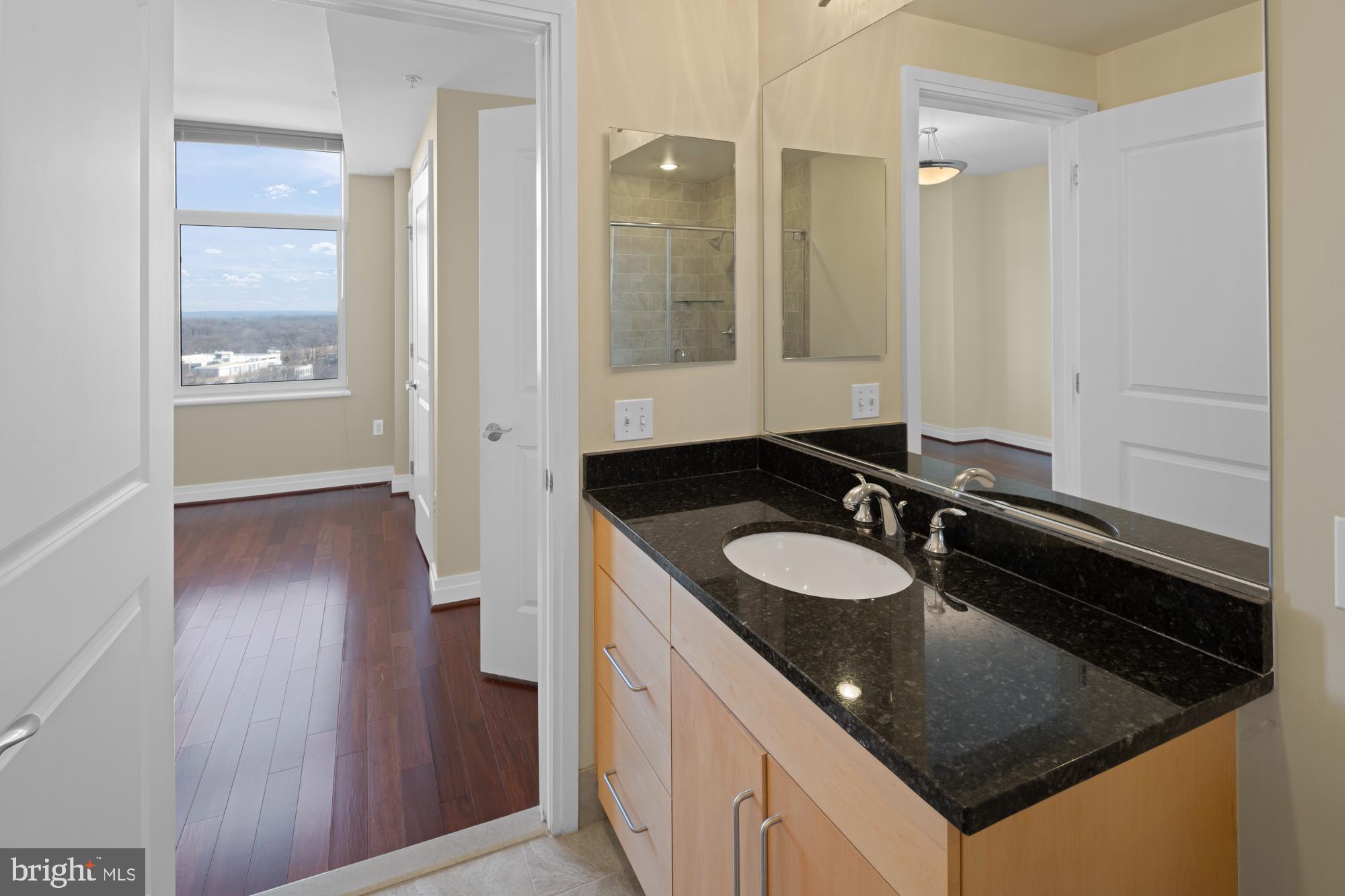 ONE PARK CREST CONDOMINIUM - Residential