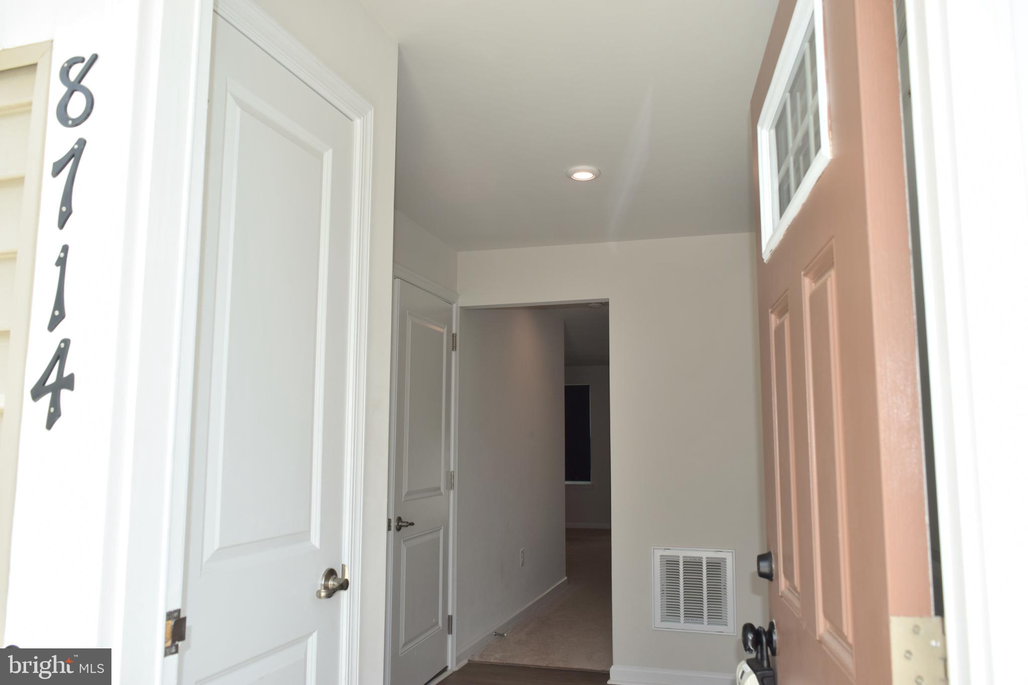 COURTHOUSE VILLAGE - Residential Lease