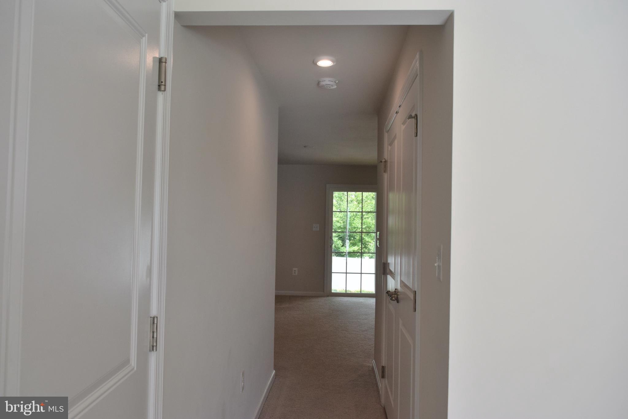 COURTHOUSE VILLAGE - Residential Lease