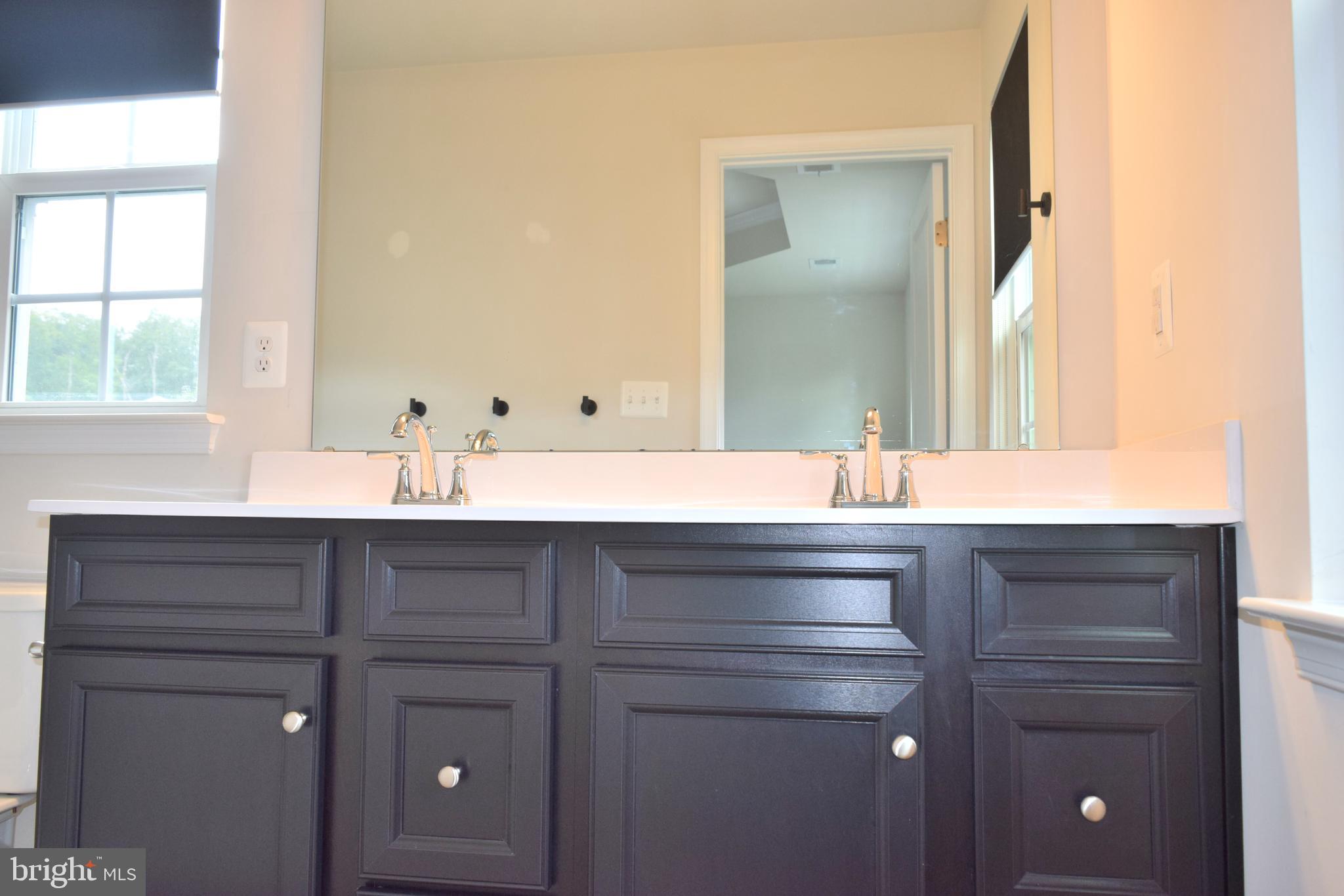 COURTHOUSE VILLAGE - Residential Lease