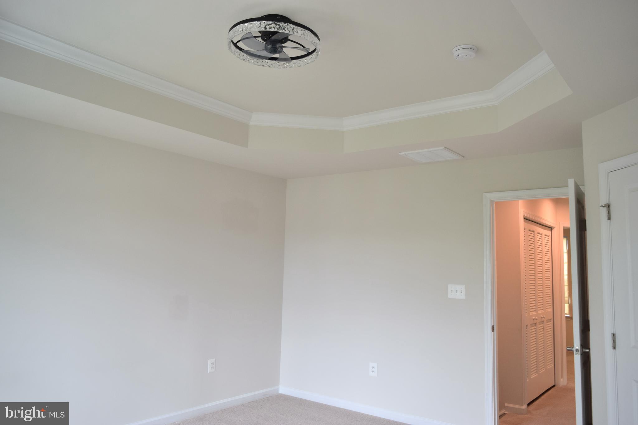 COURTHOUSE VILLAGE - Residential Lease