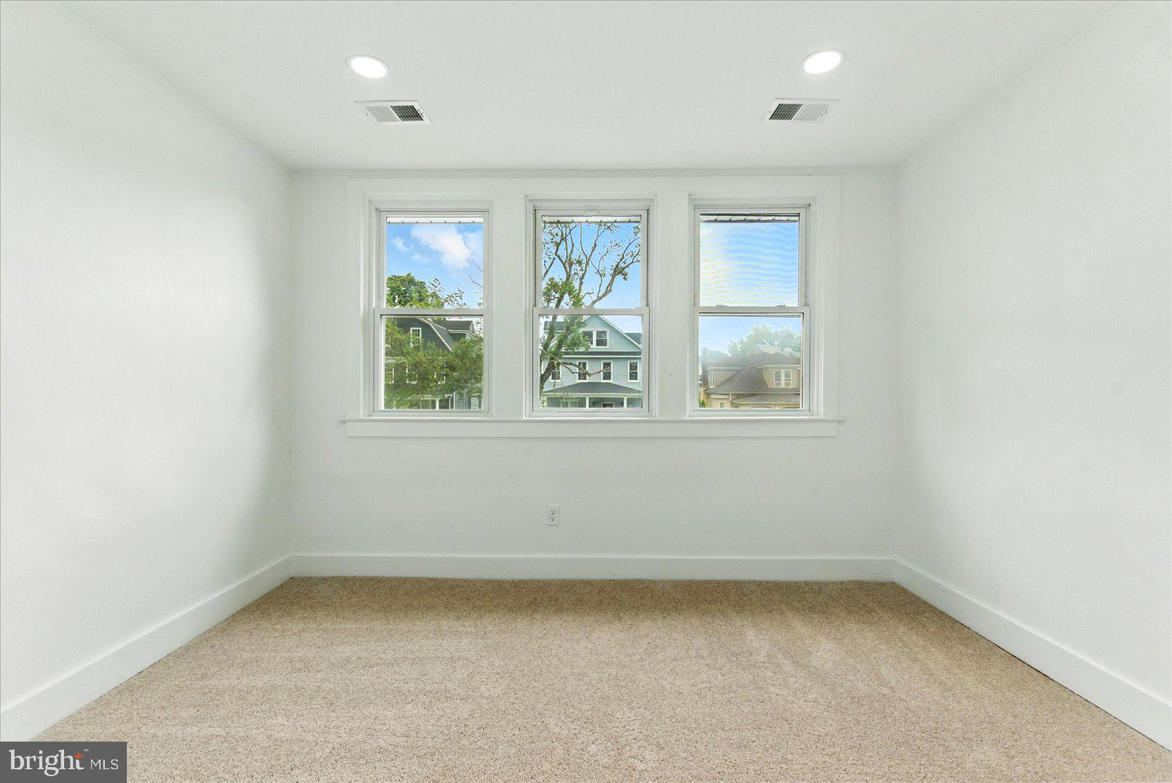 FOREST PARK - Residential