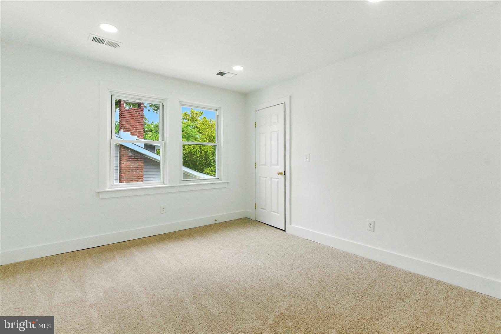 FOREST PARK - Residential