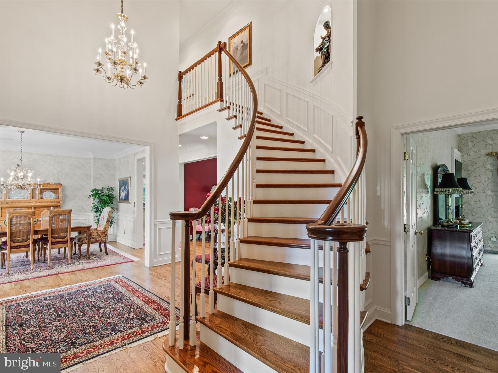 DEER CHASE - Residential