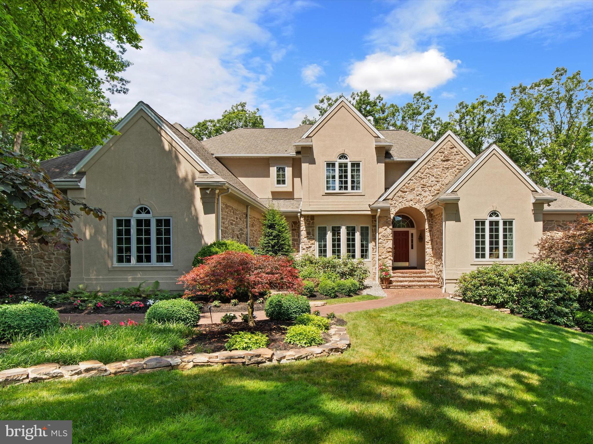 DEER CHASE - Residential