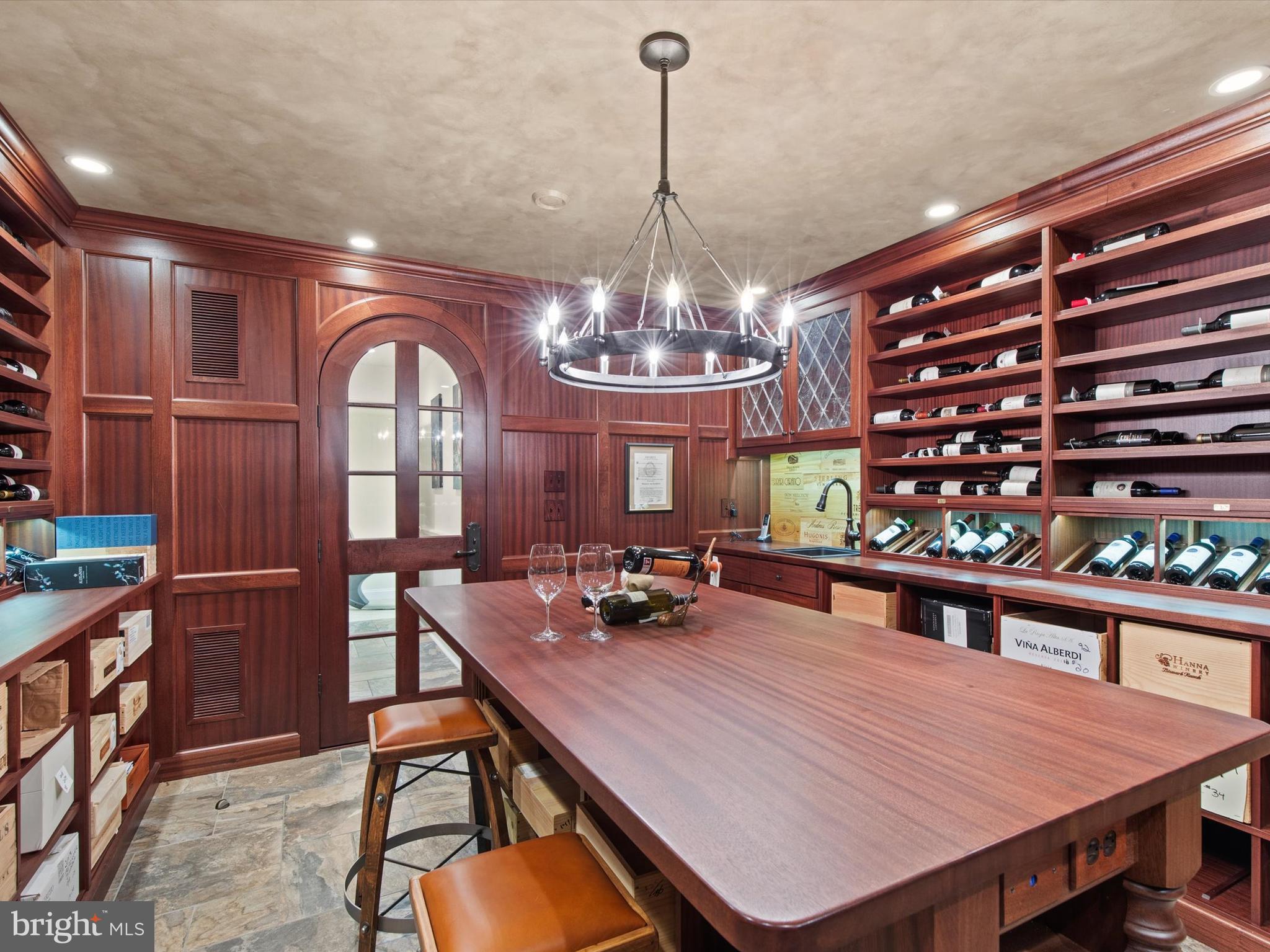 DEER CHASE - Residential