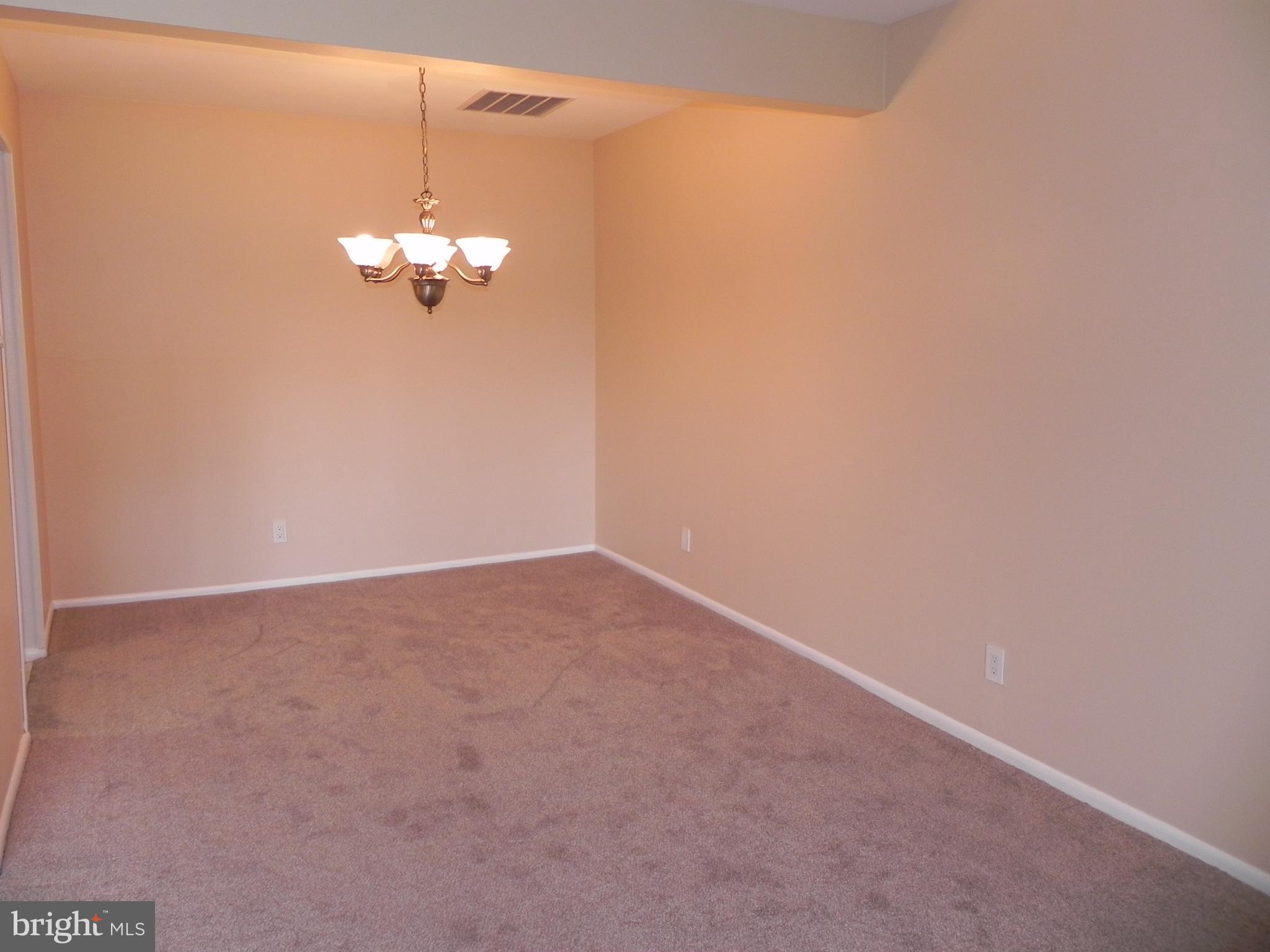 GLENHARDIE - Residential Lease