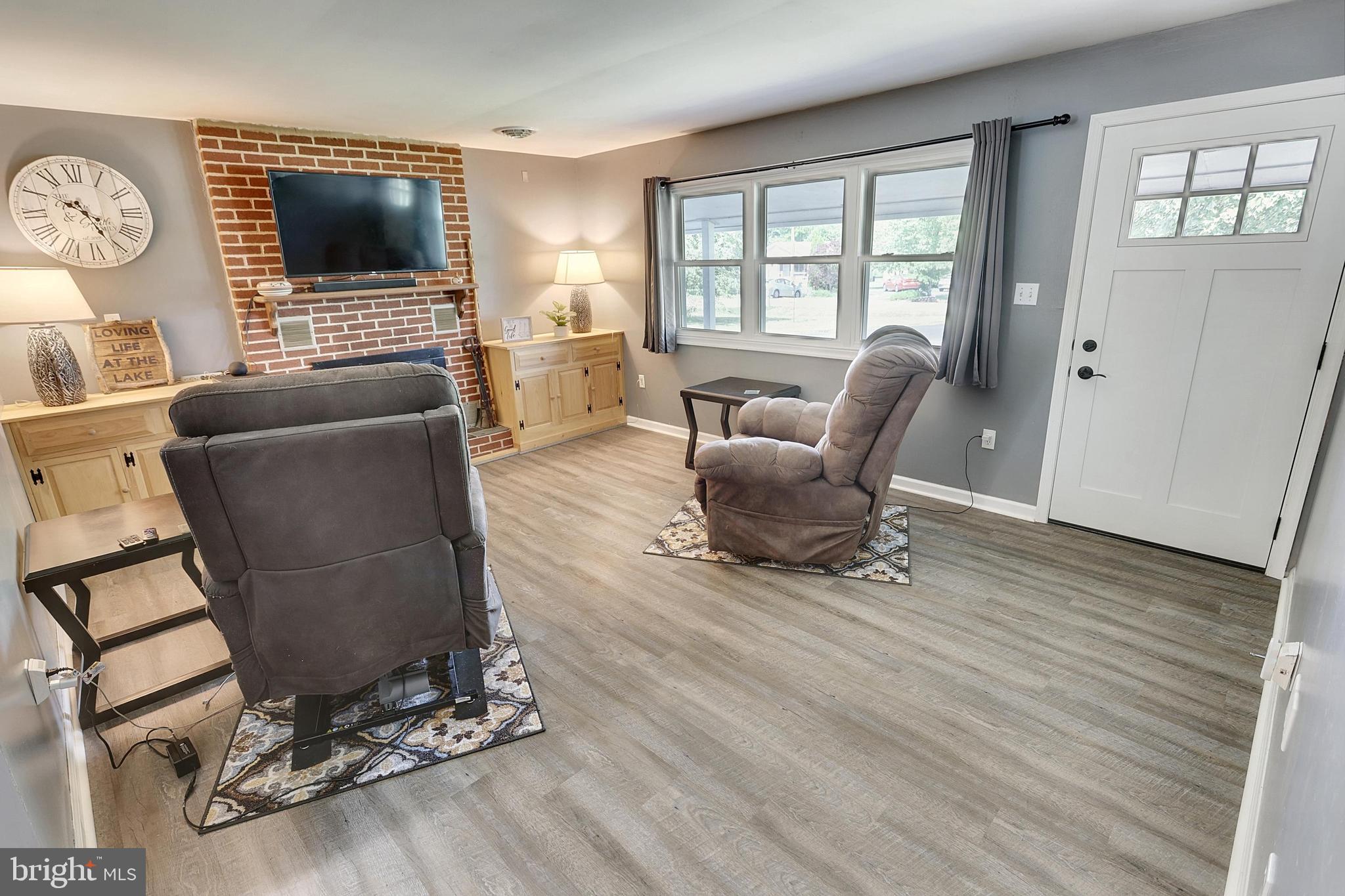 LAKE MEADE - Residential