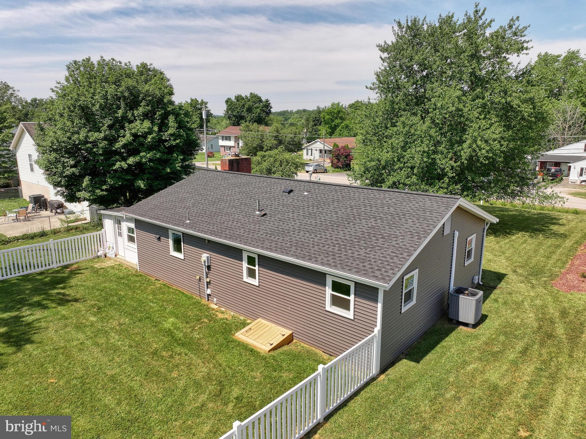 LAKE MEADE - Residential