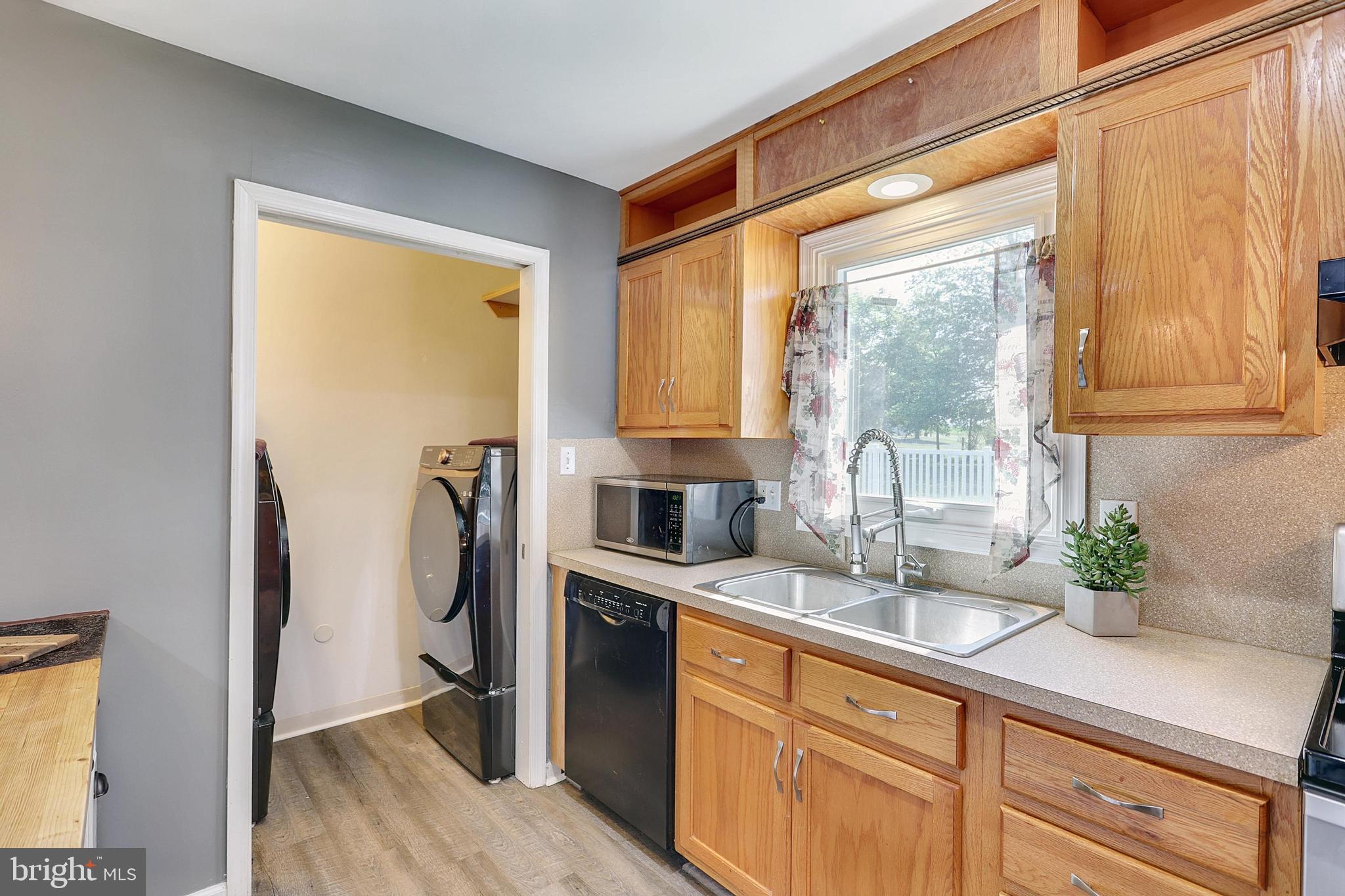 LAKE MEADE - Residential