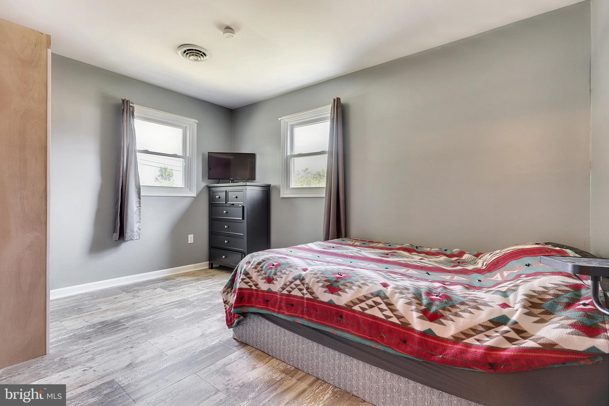 LAKE MEADE - Residential