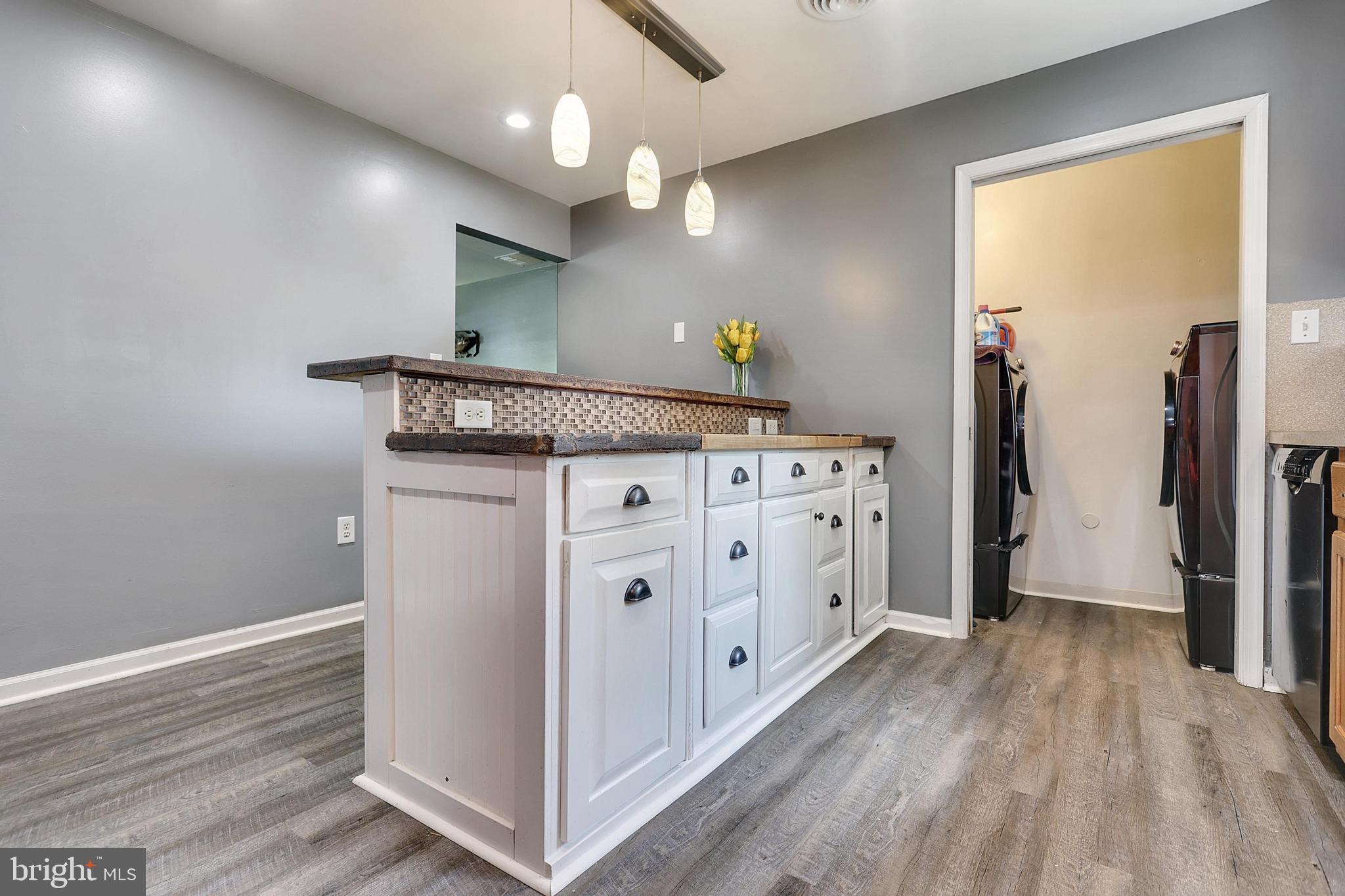 LAKE MEADE - Residential