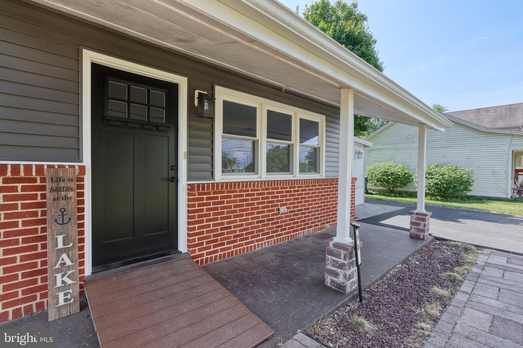 LAKE MEADE - Residential