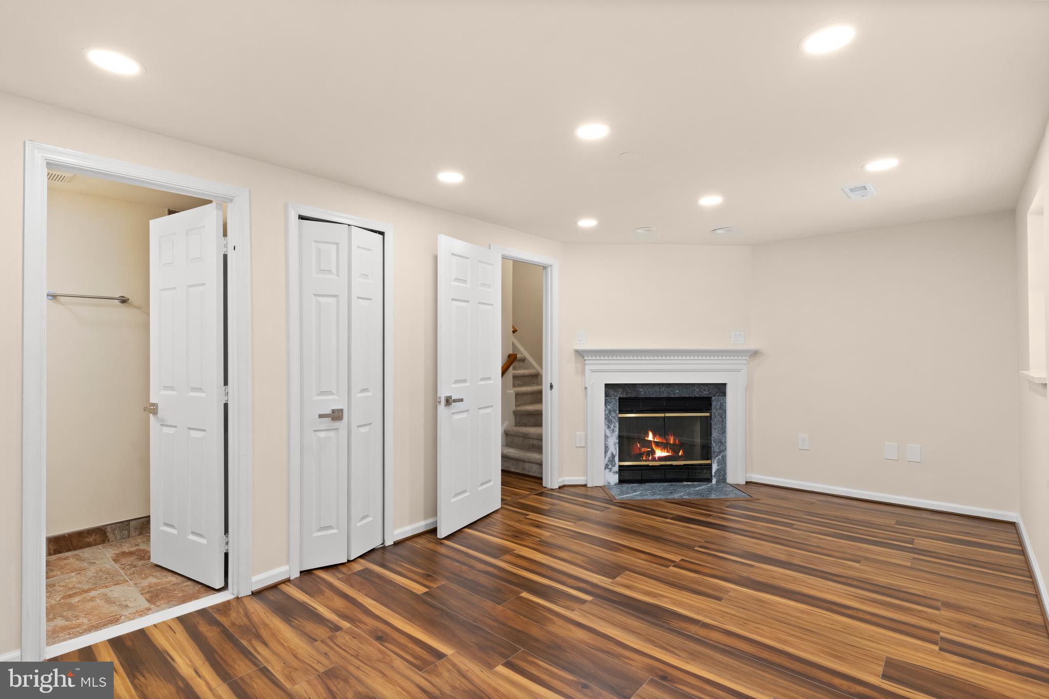 PARADISE / LANDS BAY - Residential