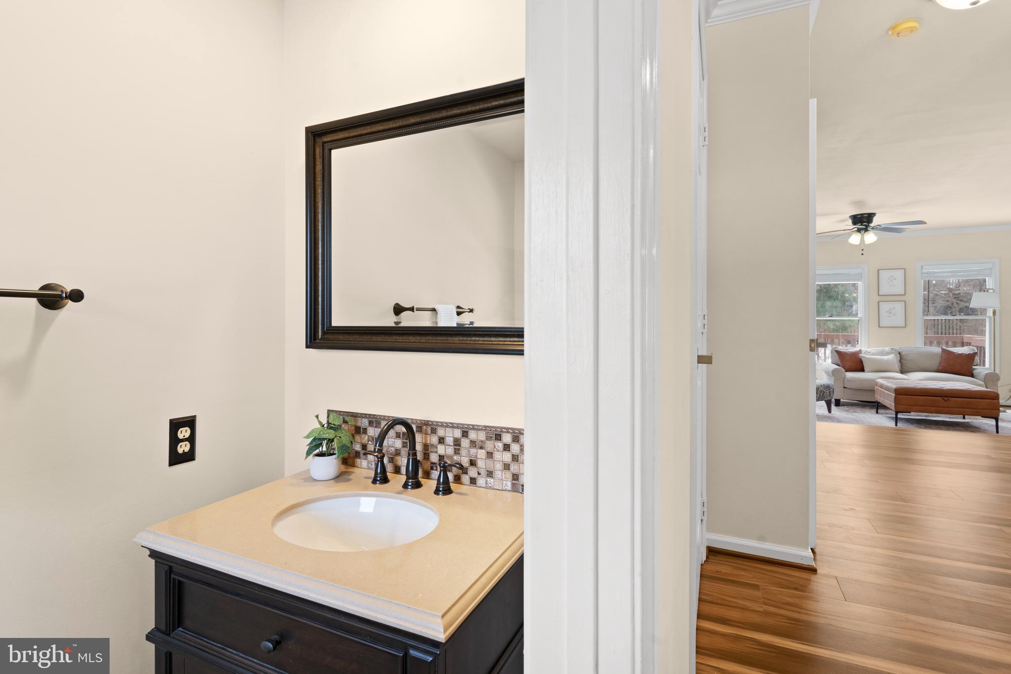 PARADISE / LANDS BAY - Residential