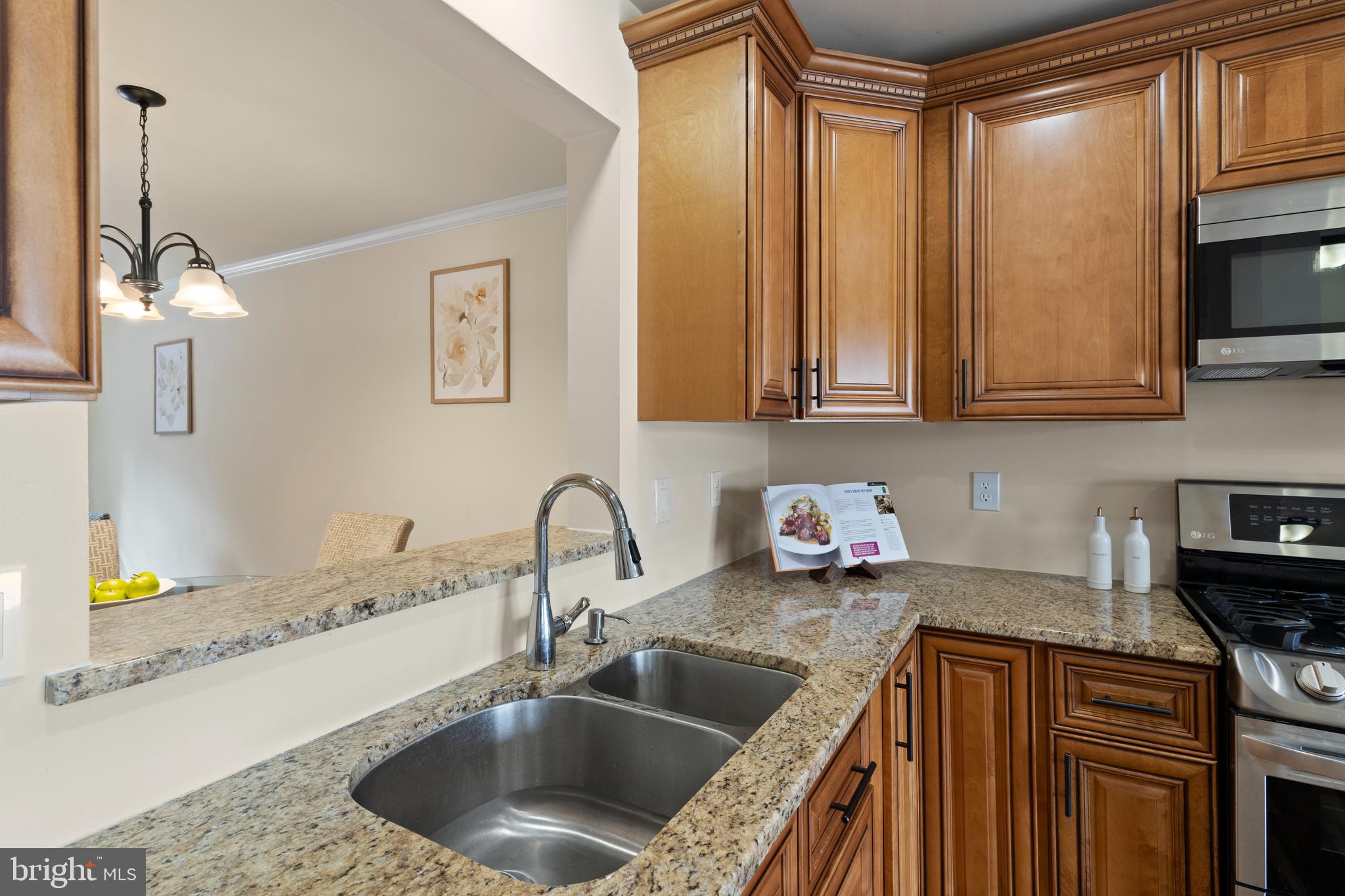 PARADISE / LANDS BAY - Residential