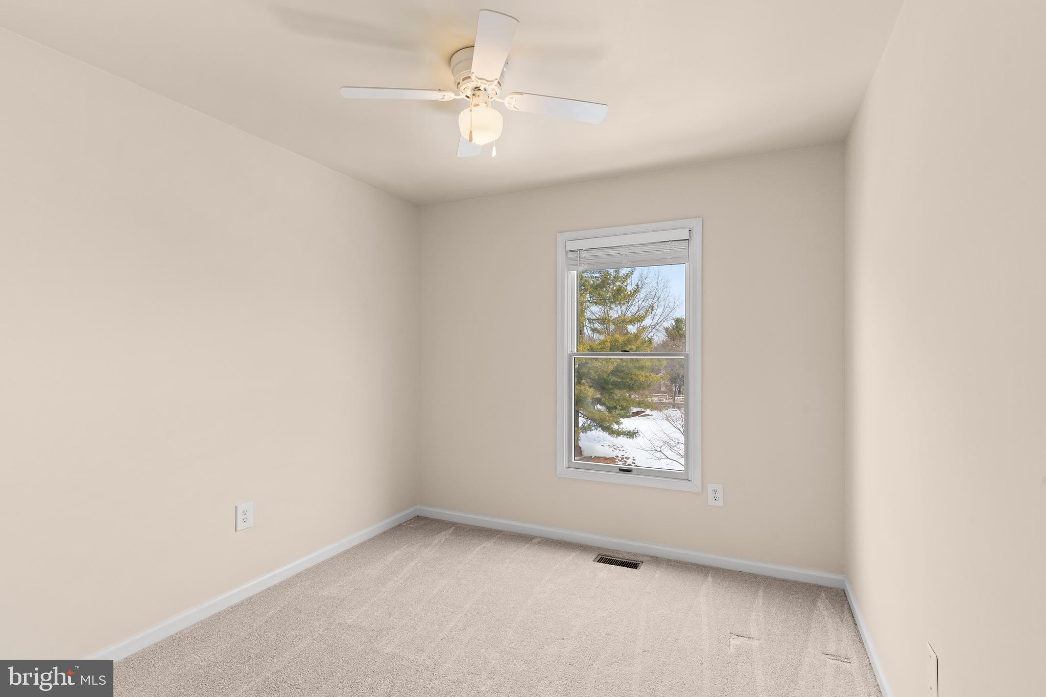 PARADISE / LANDS BAY - Residential