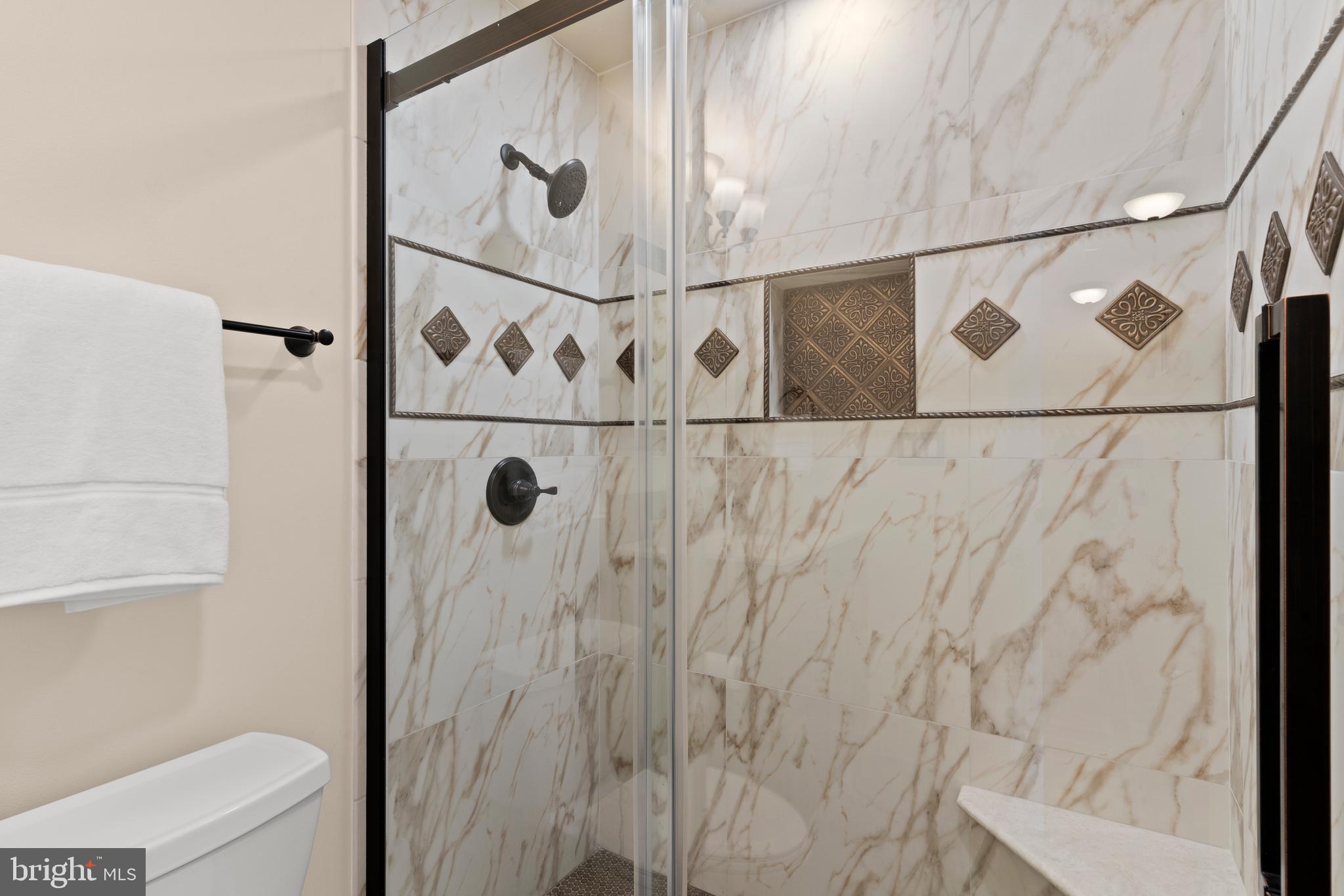 PARADISE / LANDS BAY - Residential